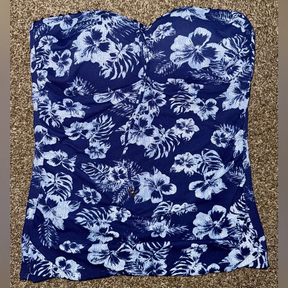 Tommy Bahama Chambray Blossom Floral Tankini Top - Picture 2 of 7